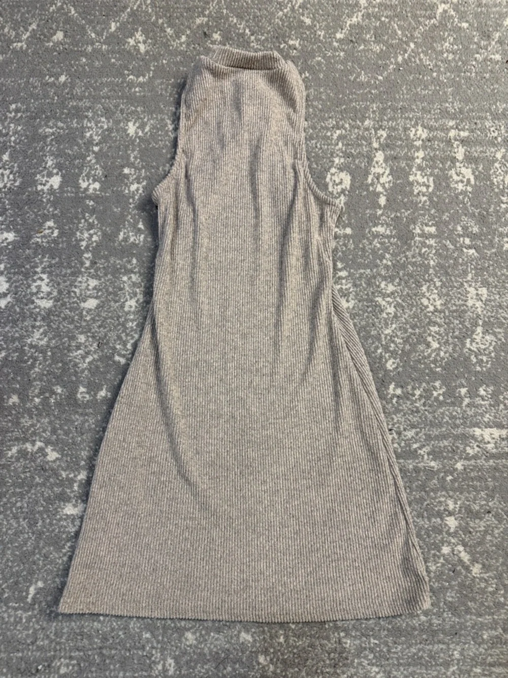 Sleeveless Ribbed Midi Dress with Front Ring Detail in Heather Gray - Picture 4 of 4